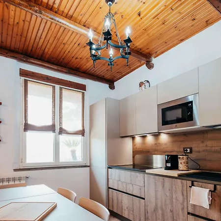 Ombreseda Ferienhaus Valeriano Lunense