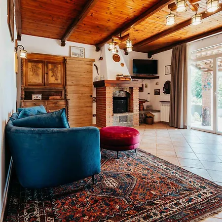 Ombreseda Ferienhaus Valeriano Lunense