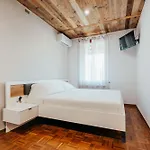 Ombreseda Vakantiehuis Valeriano Lunense